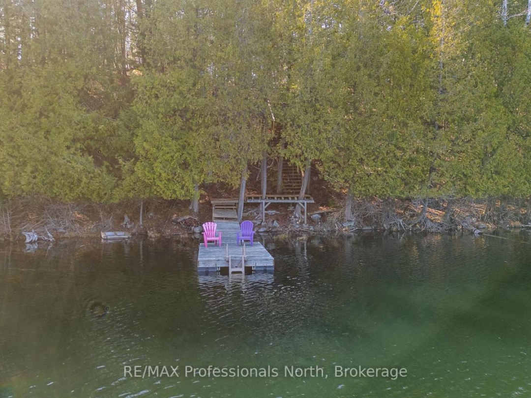 1048 ELK DRIVE, Glen Lake