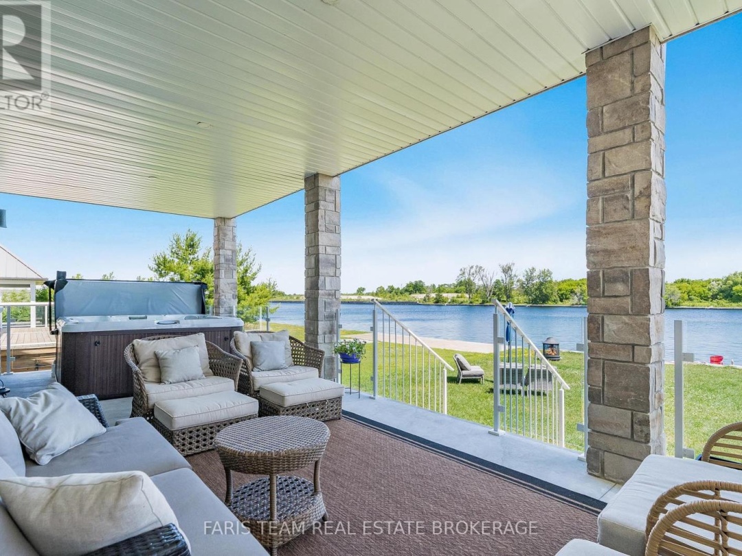 7 DOCK LANE, Georgian Bay