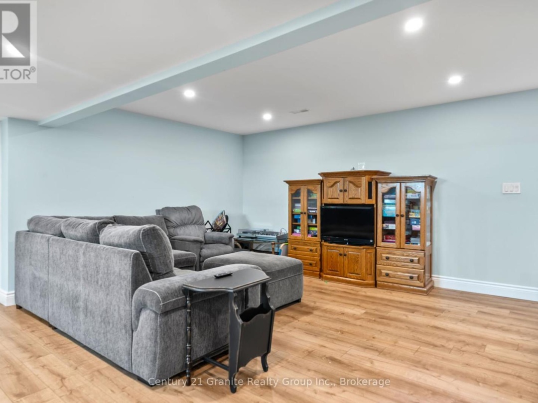 1190 RITCHIE FALLS ROAD, Minden Hills (Snowdon)