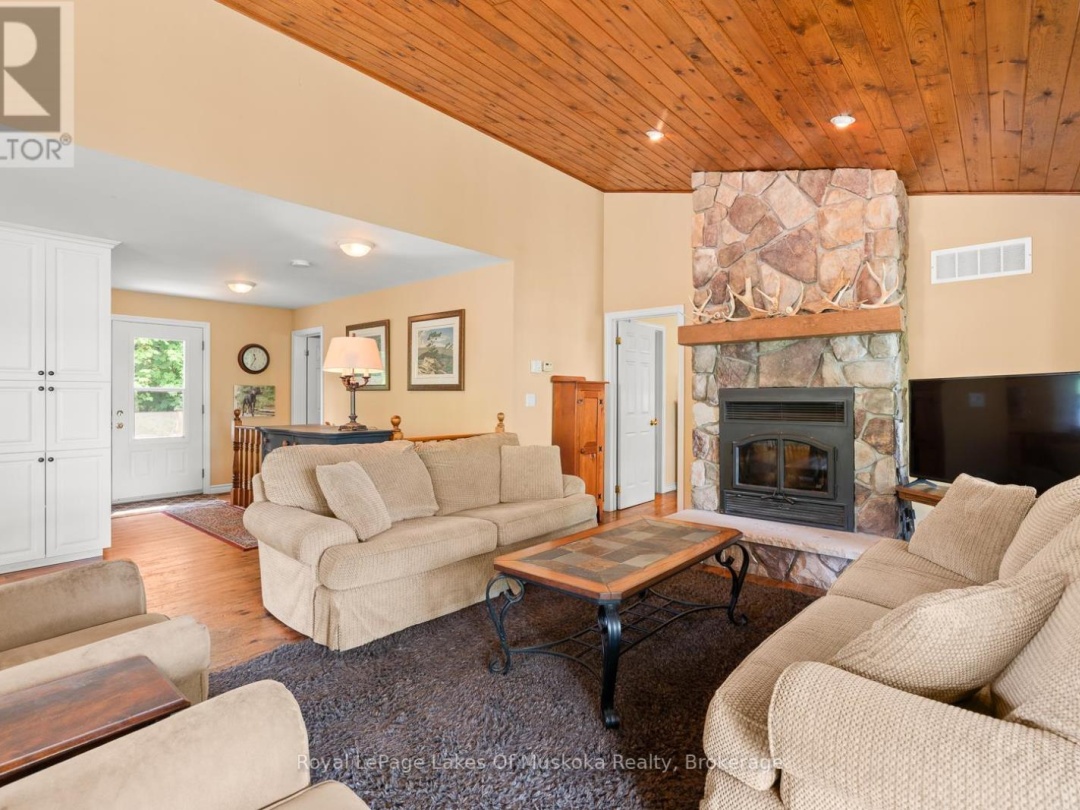 1484 SHANGRILA ROAD, 