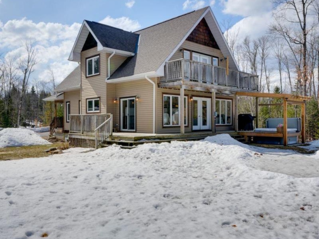 1289 PURBROOK ROAD, Bracebridge (Draper)