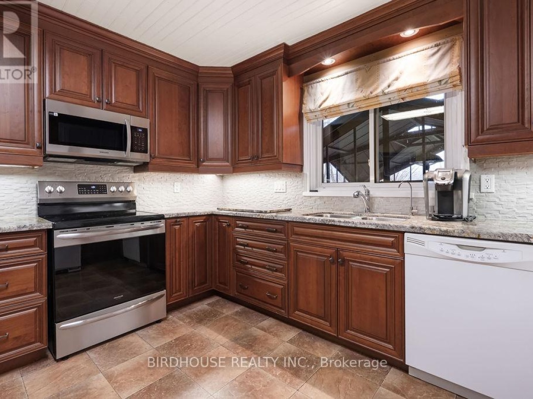 47 NORTH WATER STREET, Gull River