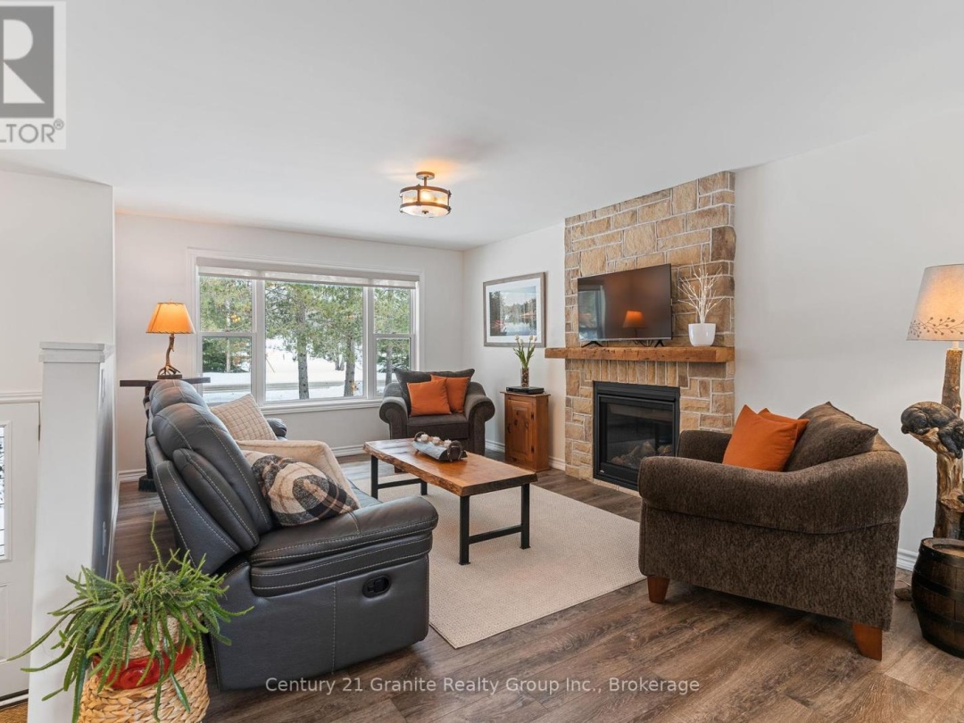 460 BOBCAYGEON ROAD, 