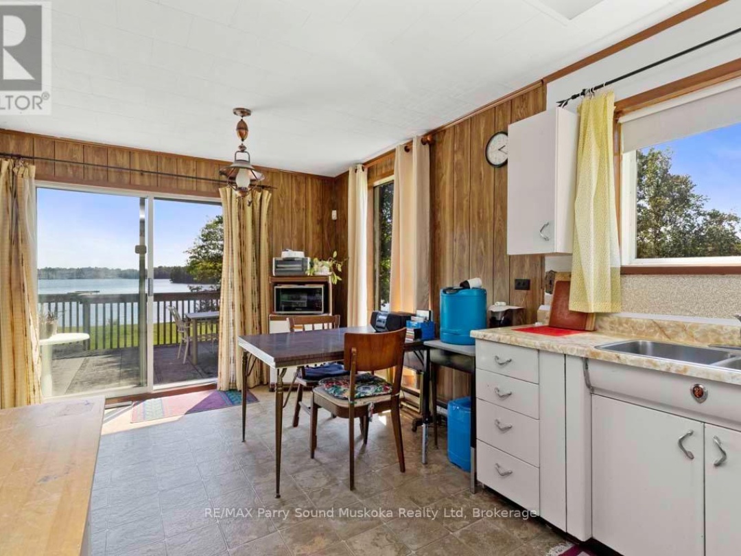 122 GREY OWL ROAD, 