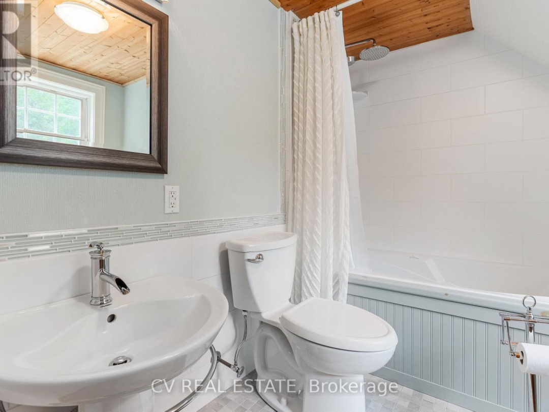 2090 COUNTY 121 ROAD, Kawartha Lakes (Somerville)