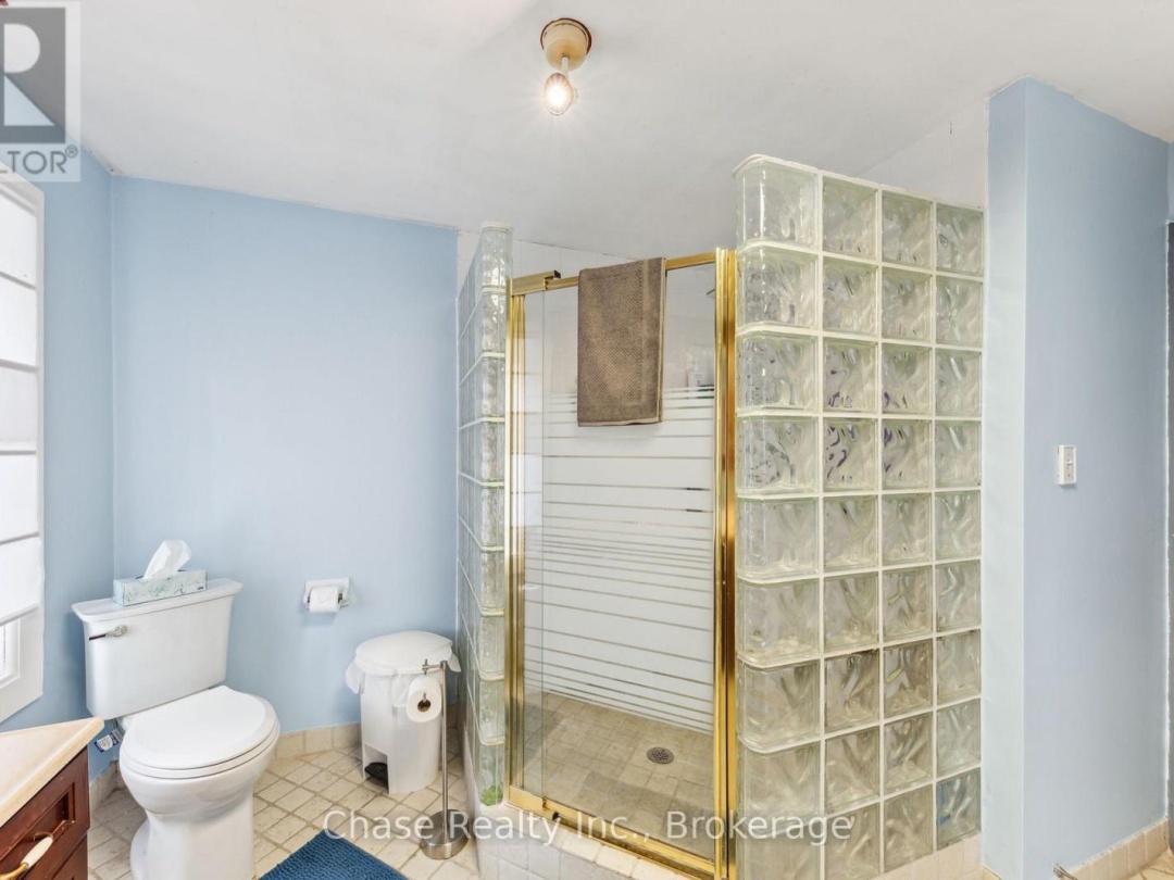 746 SIXTH AVENUE, 