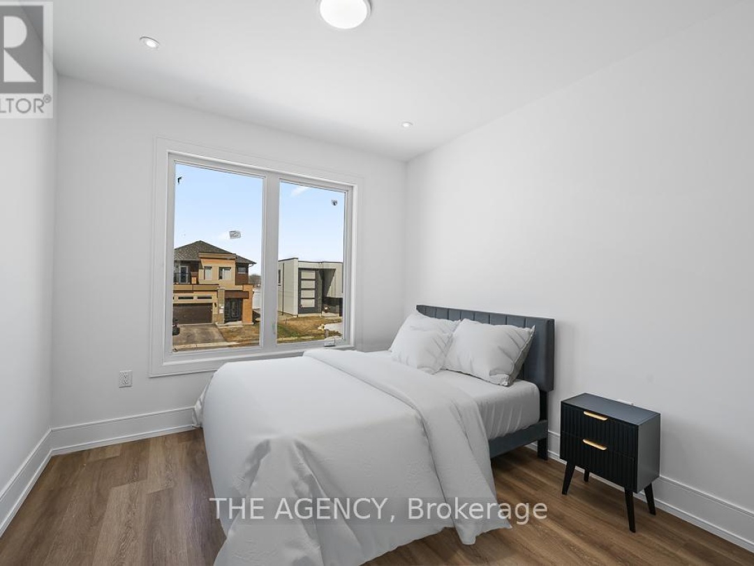 3714 QUAYSIDE DRIVE, Severn (West Shore)