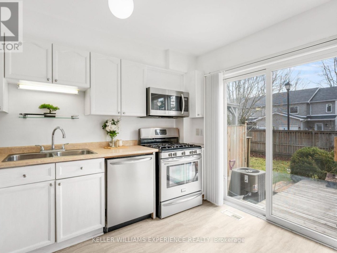 371 MILLARD STREET, Orillia