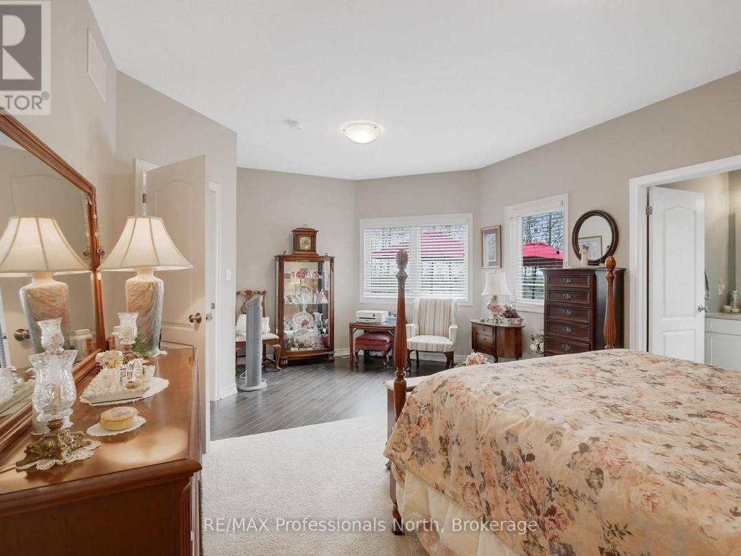 8 SERENITY PLACE CRESCENT, Huntsville (Chaffey)