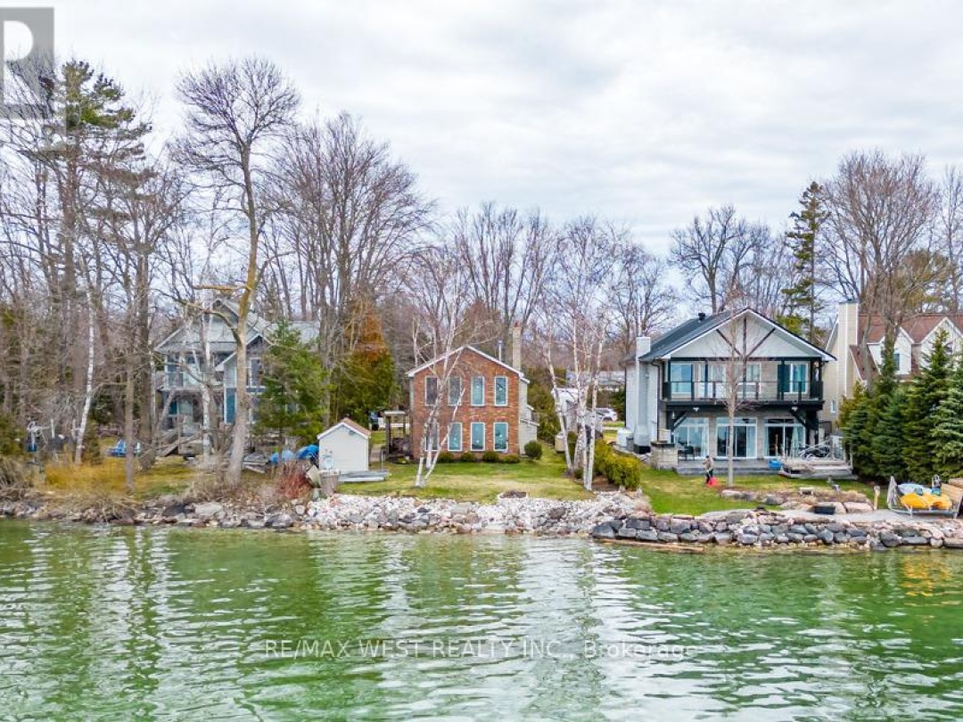 4669 ANDERSON AVENUE, Lake Simcoe