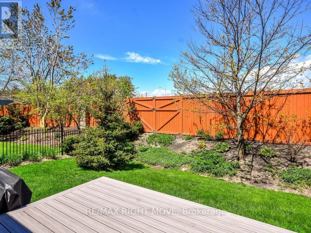 28 - 10 INVERMARA COURT, Lake Simcoe