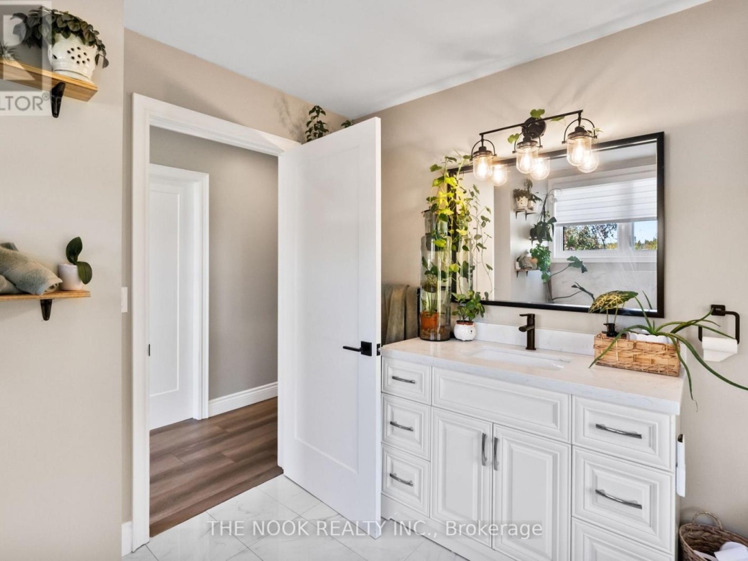 46 MCGUIRE BEACH ROAD, Kawartha Lakes (Carden)
