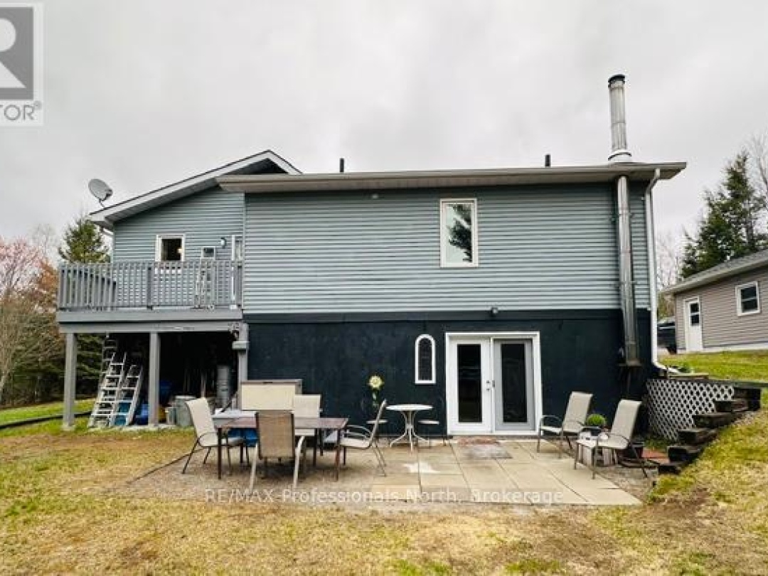1297 HUNTER CREEK ROAD, Minden Hills (Lutterworth)