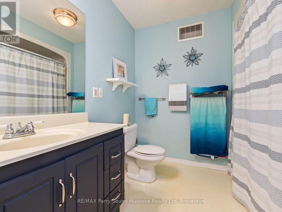 54 PINERIDGE DRIVE, McDougall