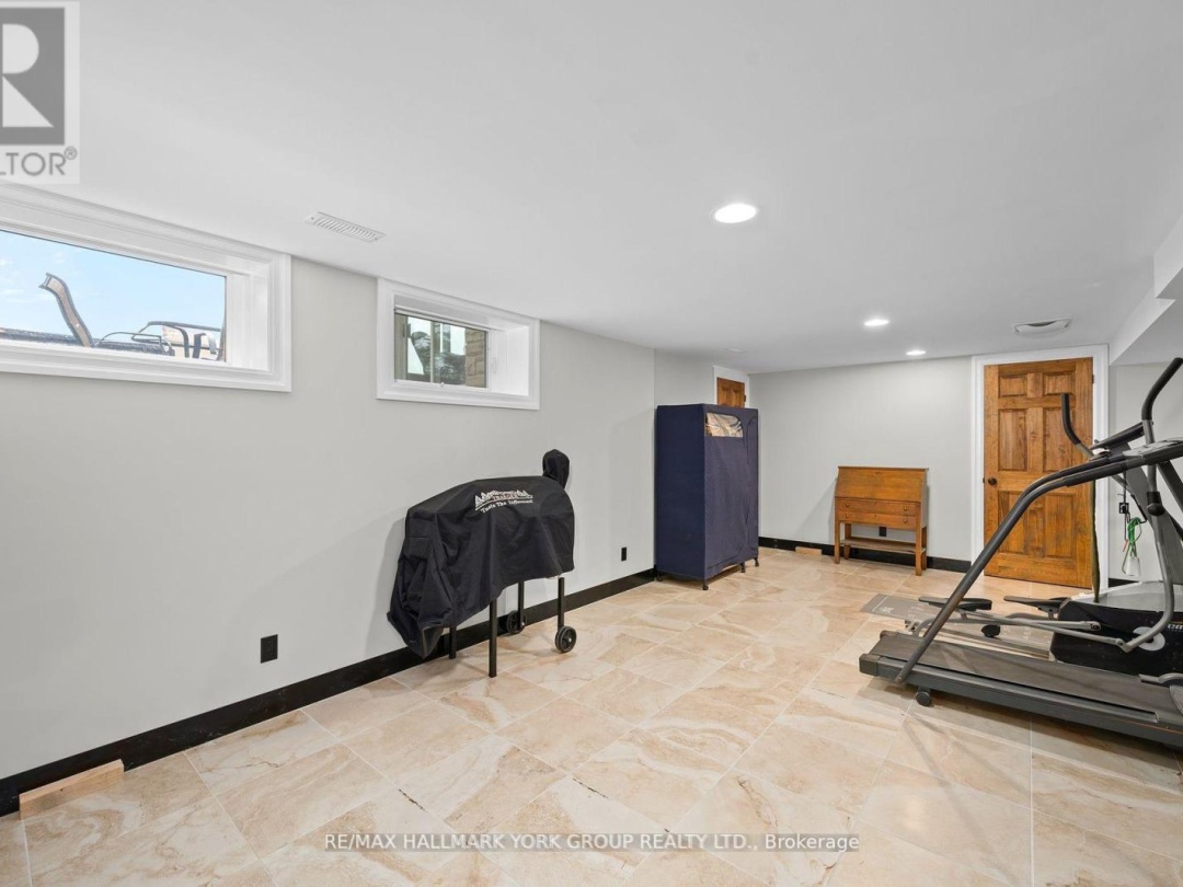102 ALBERT STREET, Gull River