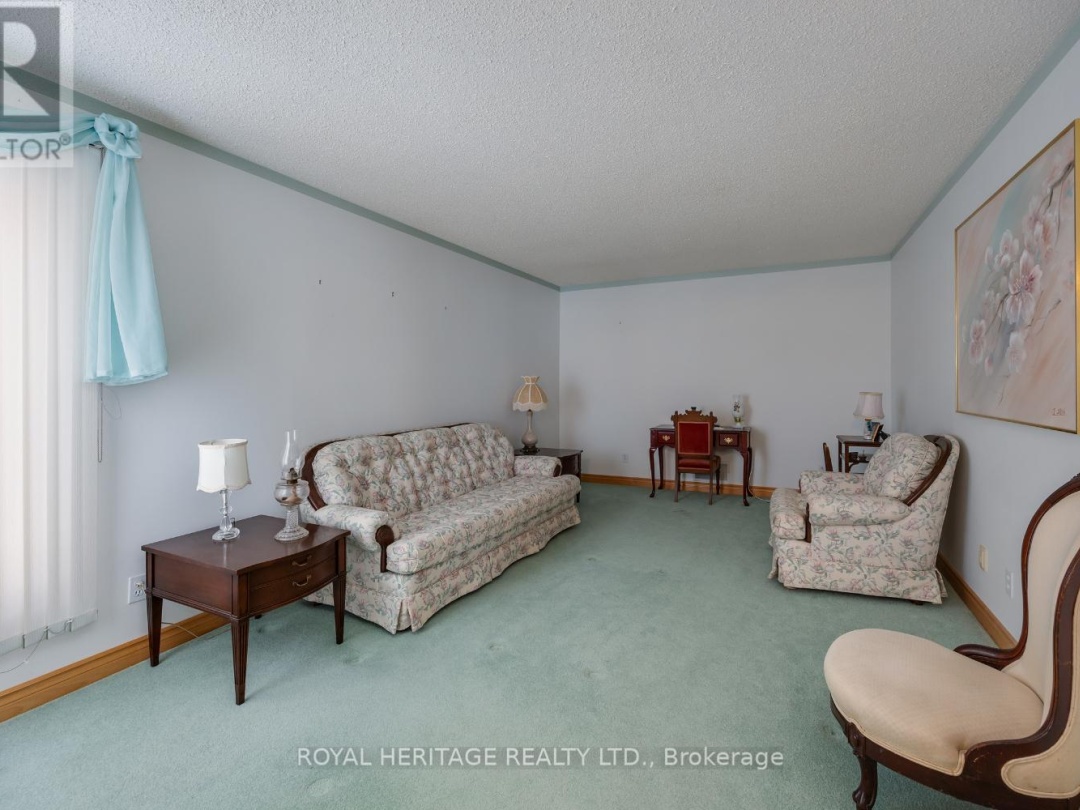 31 WELLINGTON STREET, 