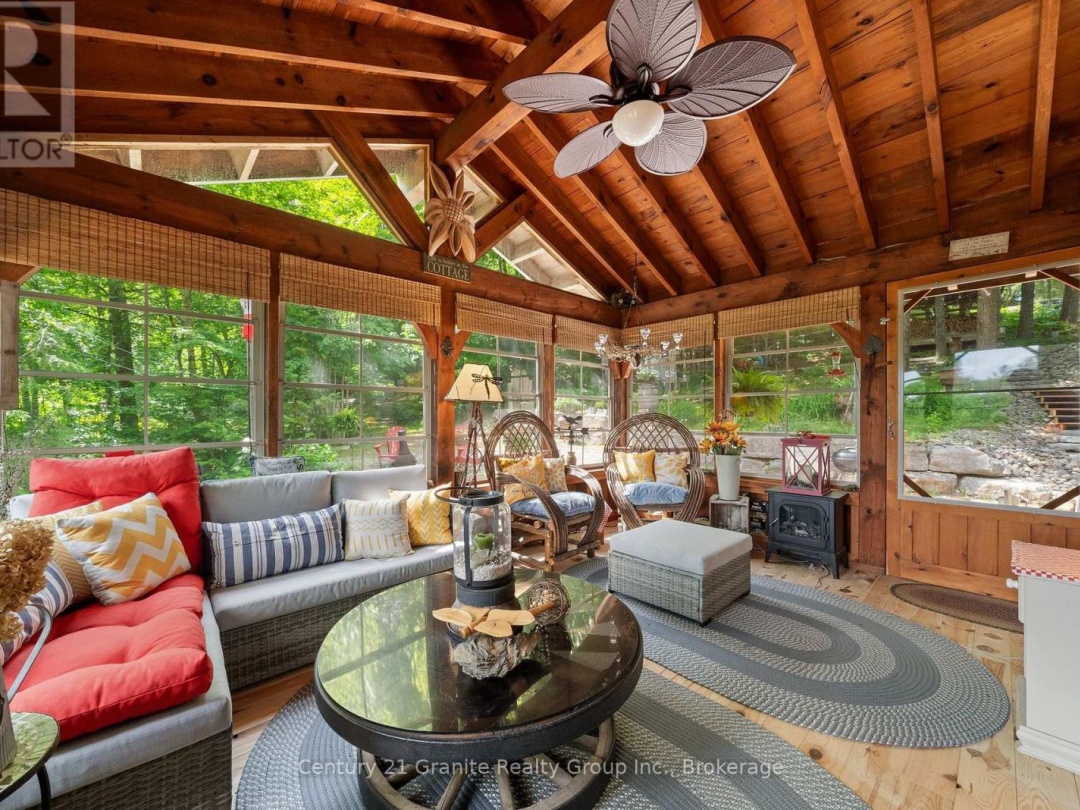 1031 ROTUNDA DRIVE, Contau Lake