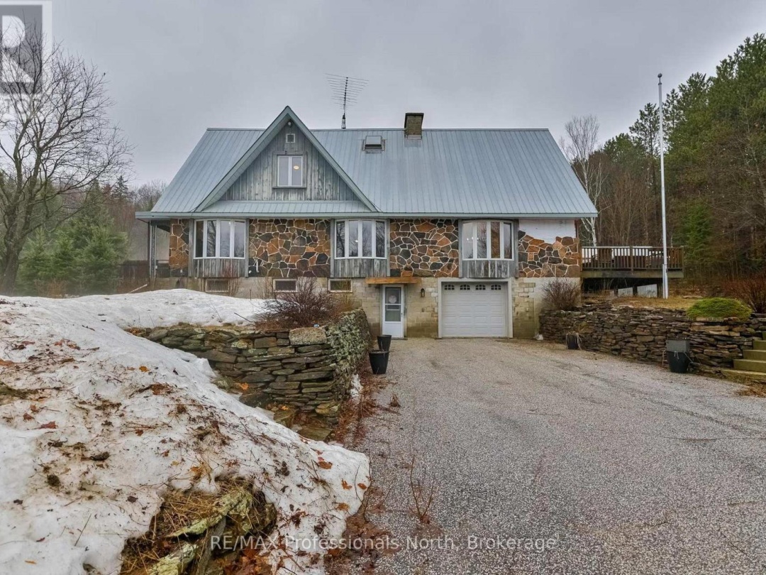 2481 NORTH SHORE ROAD, Algonquin Highlands (Stanhope)