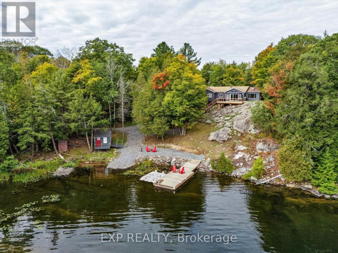91 TOLPTS ROAD, Blackstone Lake
