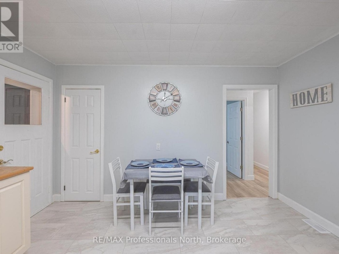 7 STOUFFER STREET, Minden Hills (Minden)