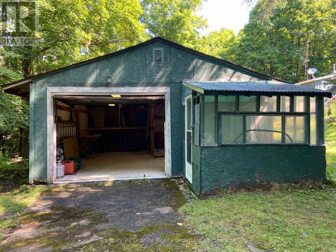 1931 DUCK LAKE ROAD, 