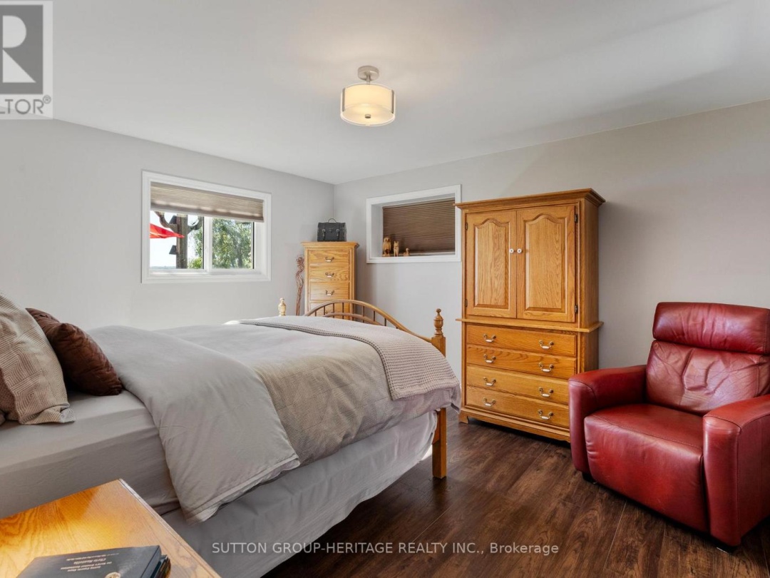 52 HILLSIDE DRIVE, 