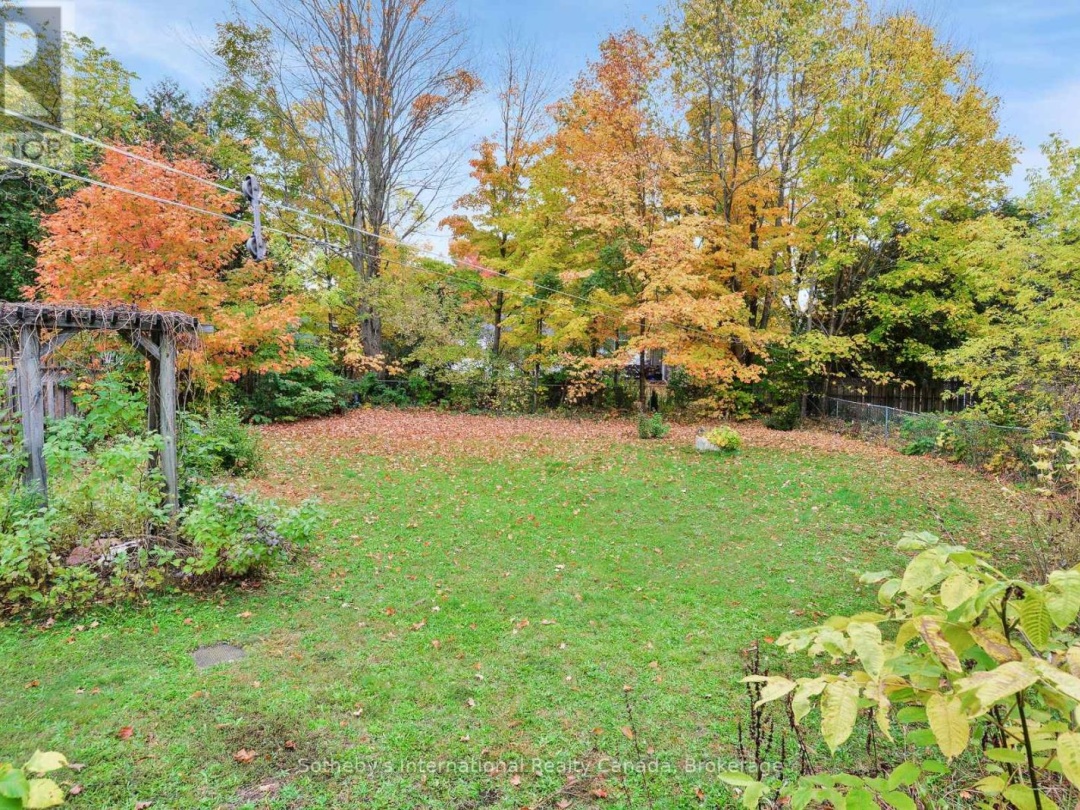 445 FARQUHAR STREET, 