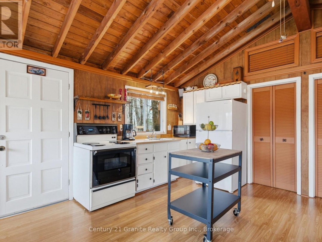 1081 CINNAMON LANE, Sharon Lake