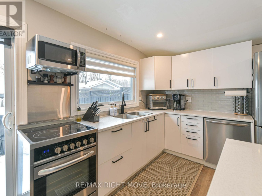46 OSBORNE STREET, Tay (Victoria Harbour)