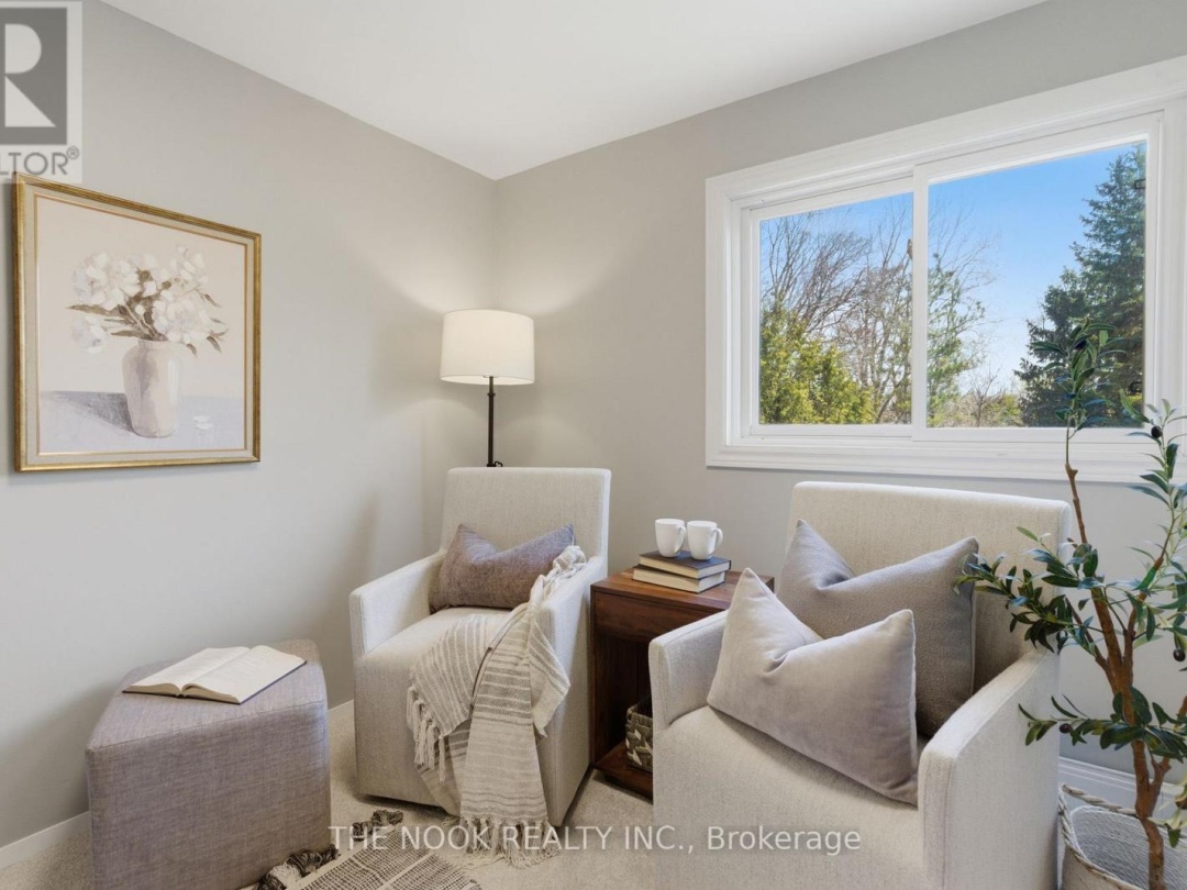 54 CLIFTON STREET, Kawartha Lakes (Fenelon Falls)