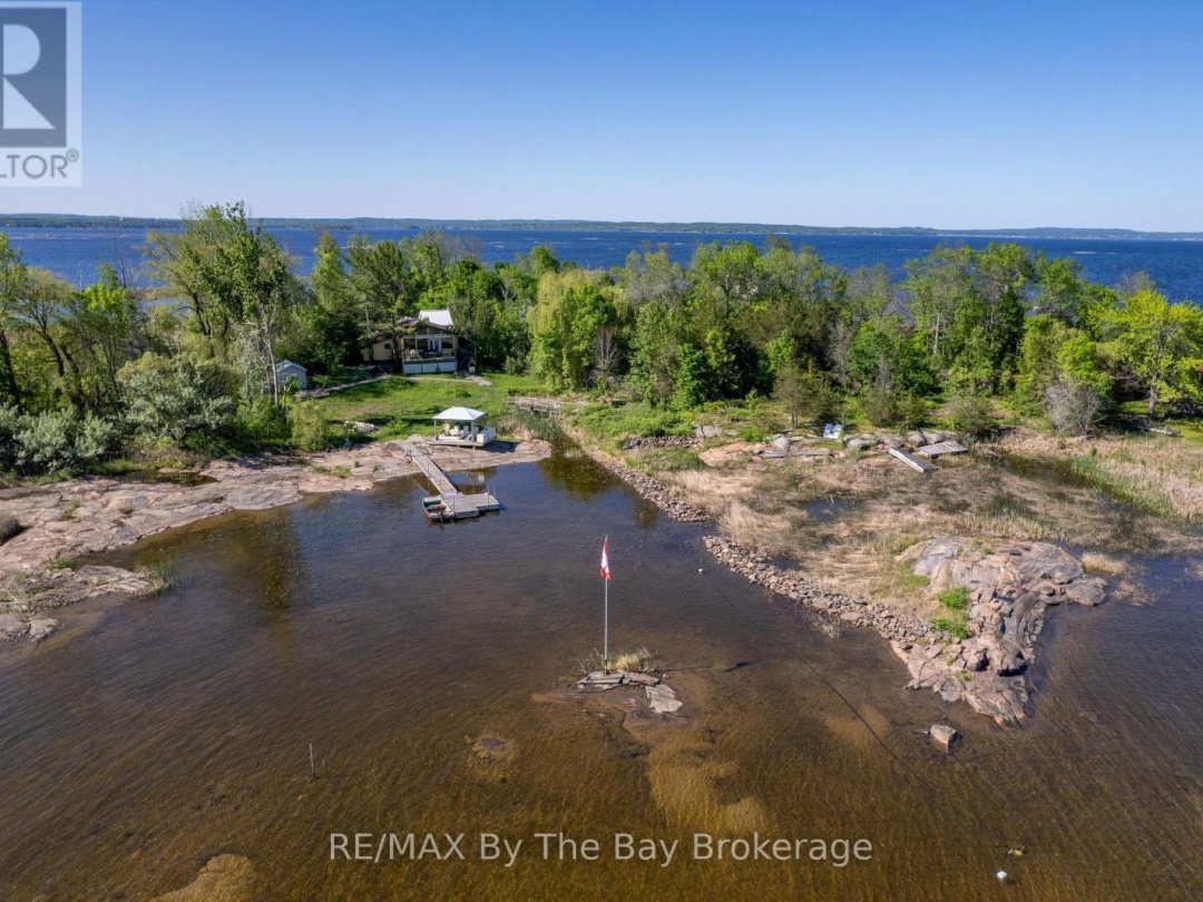116 ISLAND 150/ BROSSEAU ISLAND, 