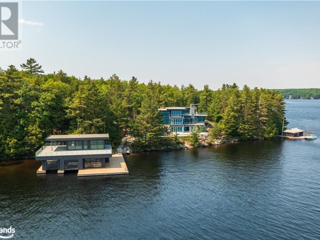 1 Bass Island, Lake Muskoka