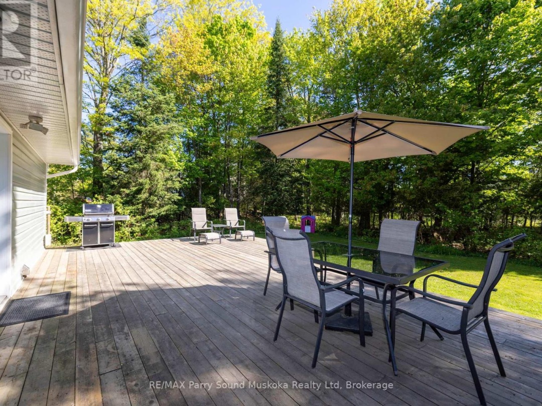 8 PINERIDGE DRIVE, McDougall