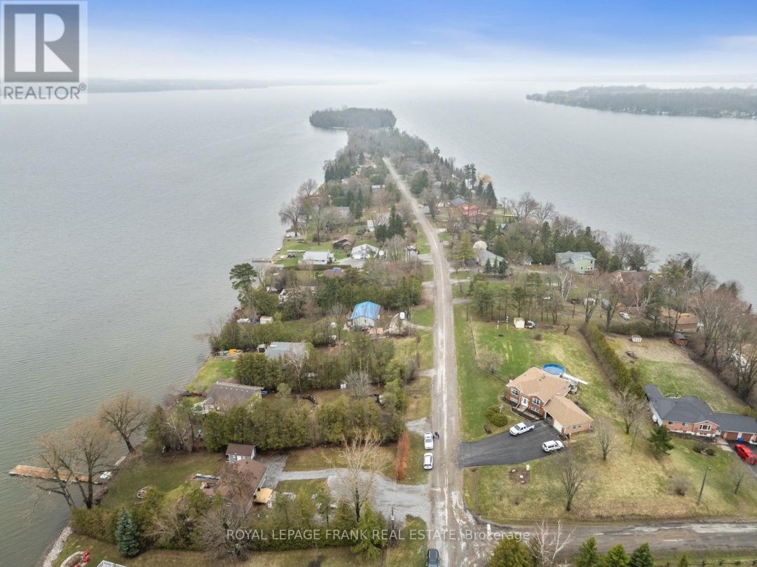 111 BALL POINT ROAD, Lake Scugog