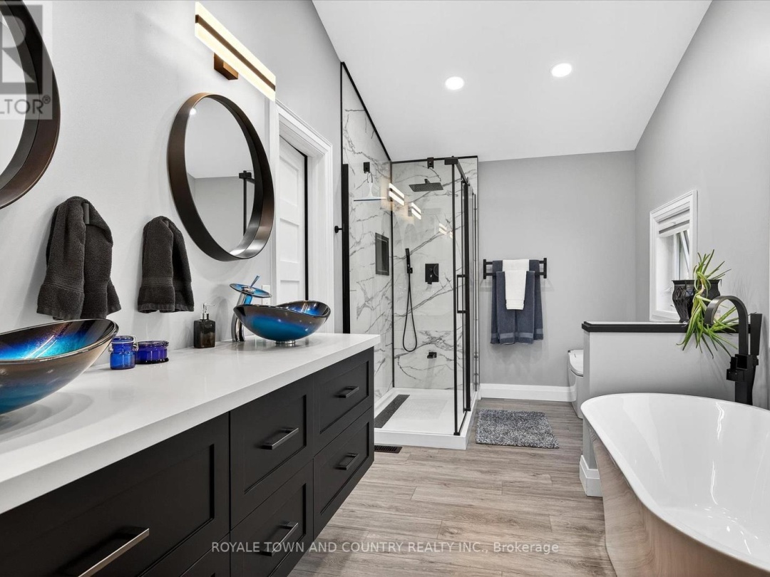 9 LYTLE LANE, 