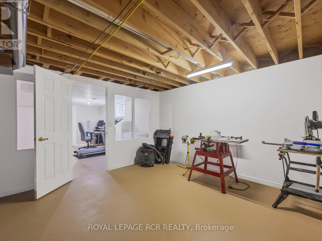 150 HEDGEWOOD LANE, 