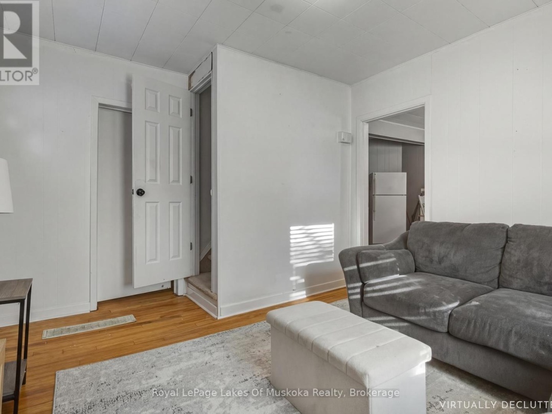 60 WEST ROAD W, Huntsville (Chaffey)