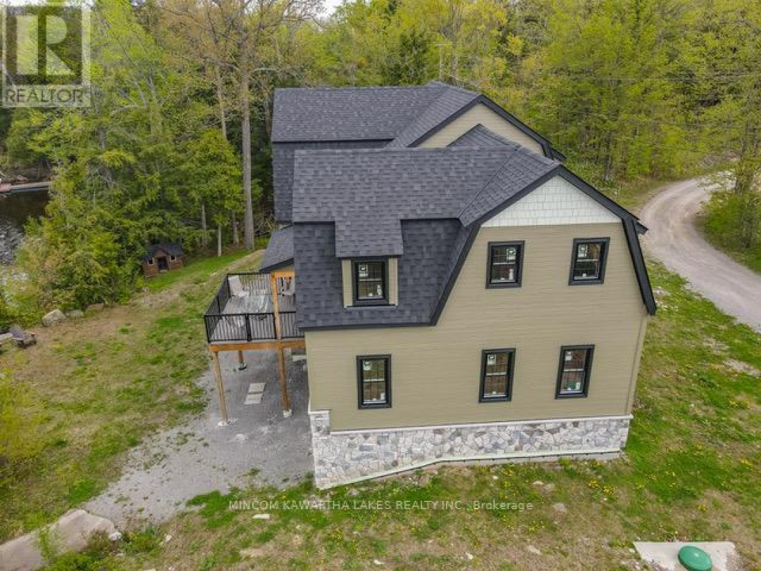16 EVERGREEN WAY, Pigeon Lake