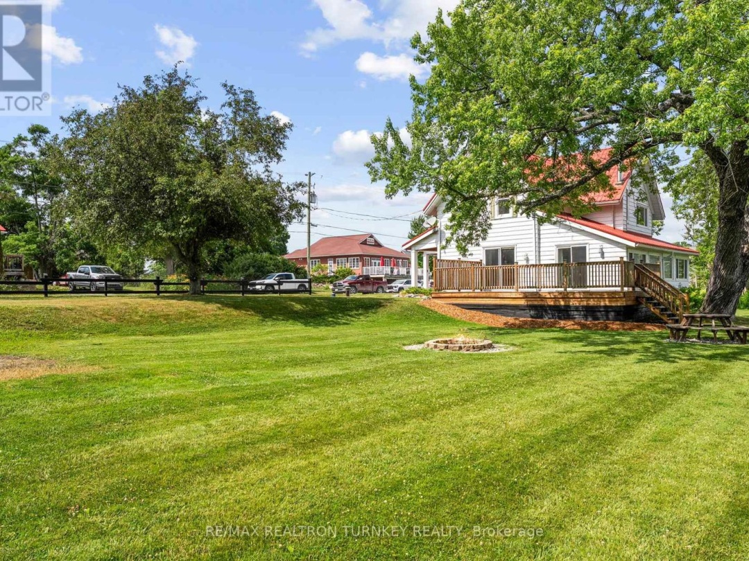 15 NORTH WATER STREET, Gull River