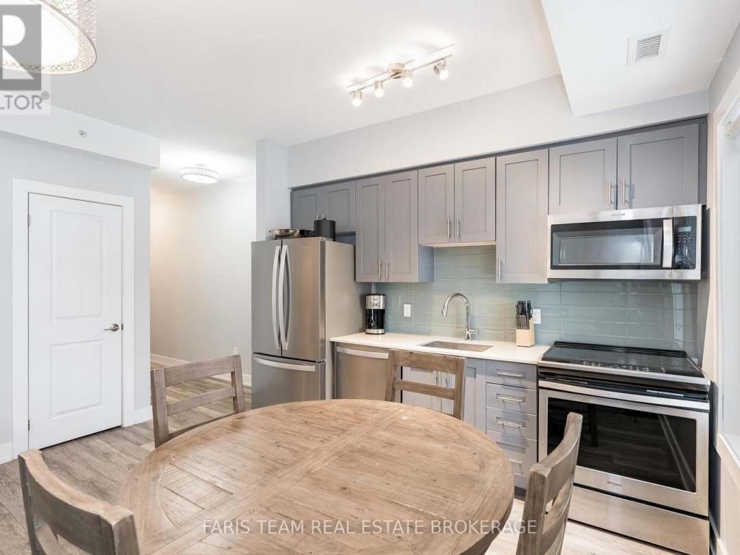 218 - 25 PEN LAKE POINT ROAD, 
