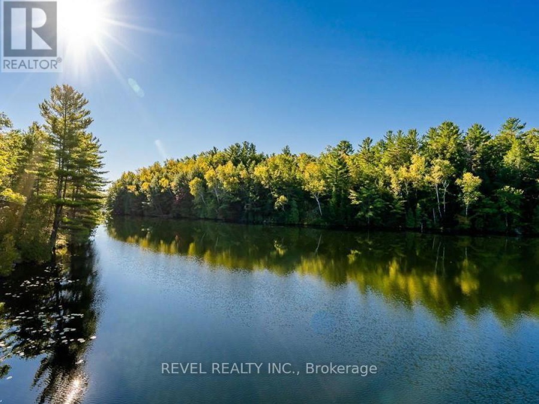 180 LAKE ROAD, Baxter Lake