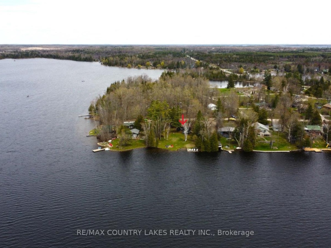31 HILLCREST AVENUE, Mitchell Lake