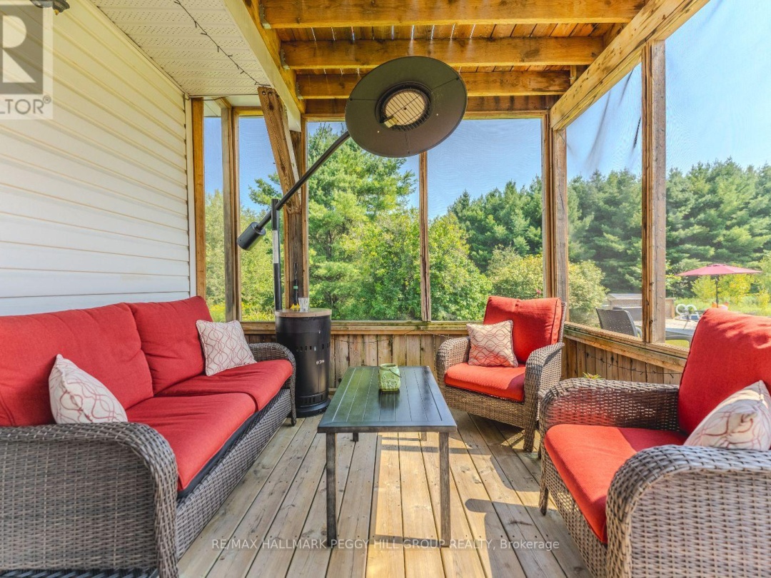 2161 Coopers Falls Road, Severn (Washago)