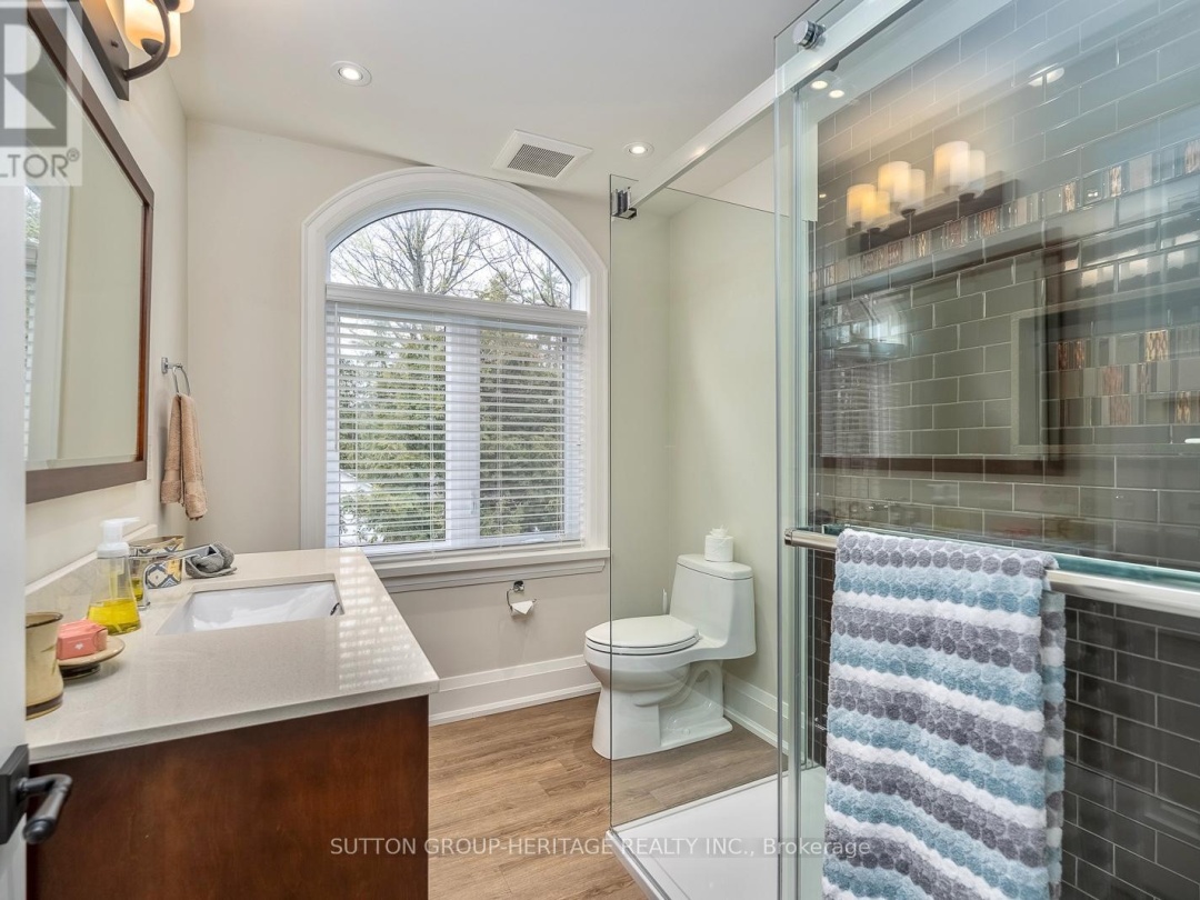 58 PIRATES GLEN DRIVE S, Pigeon Lake