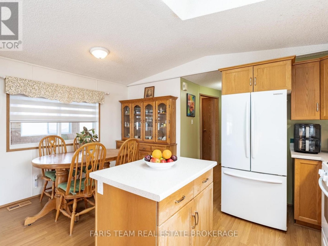 1407 FOX ROAD, Severn