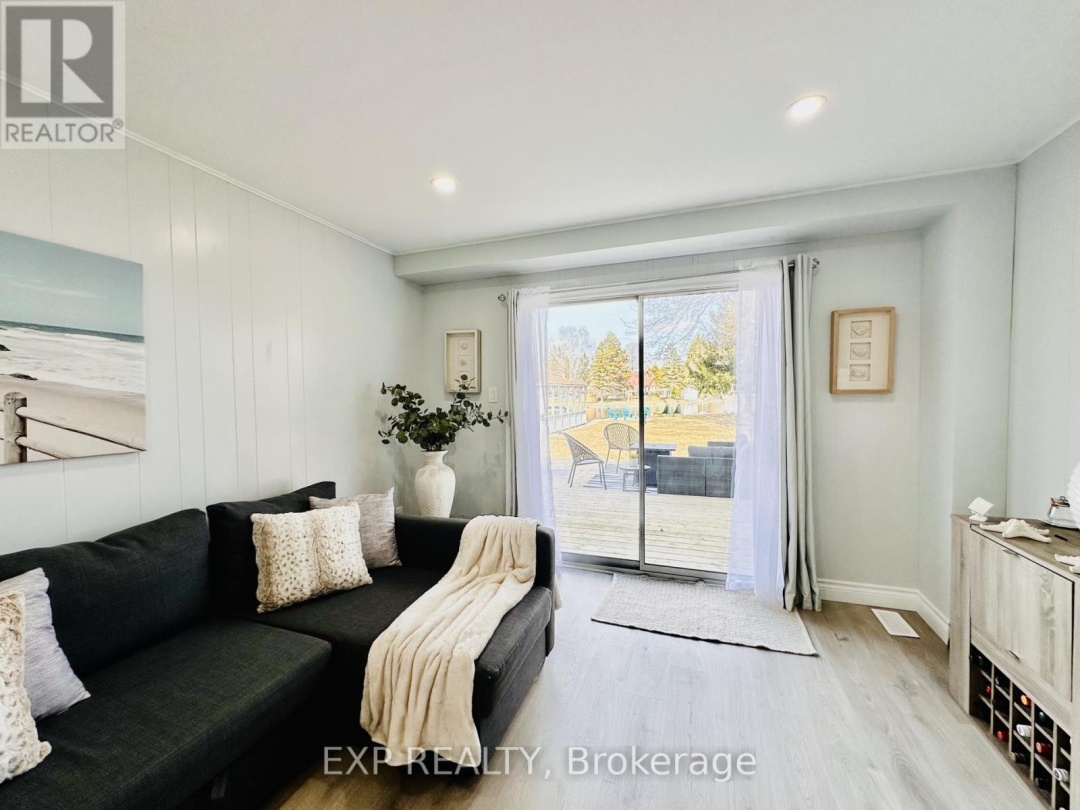 25 TURTLE PATH, Lake Simcoe