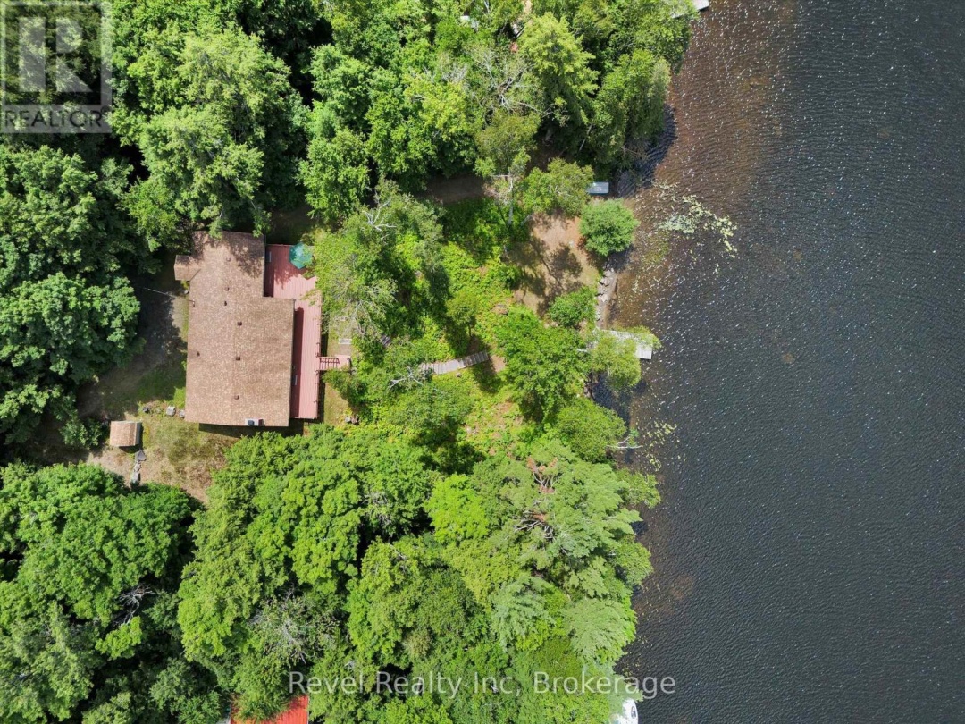 1022 BIRD LAKE CRESCENT, Bird Lake