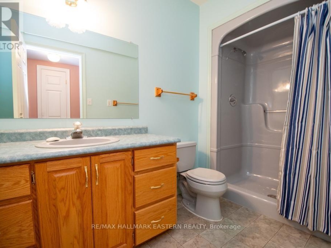 2 HUNTINGWOOD CRESCENT, 