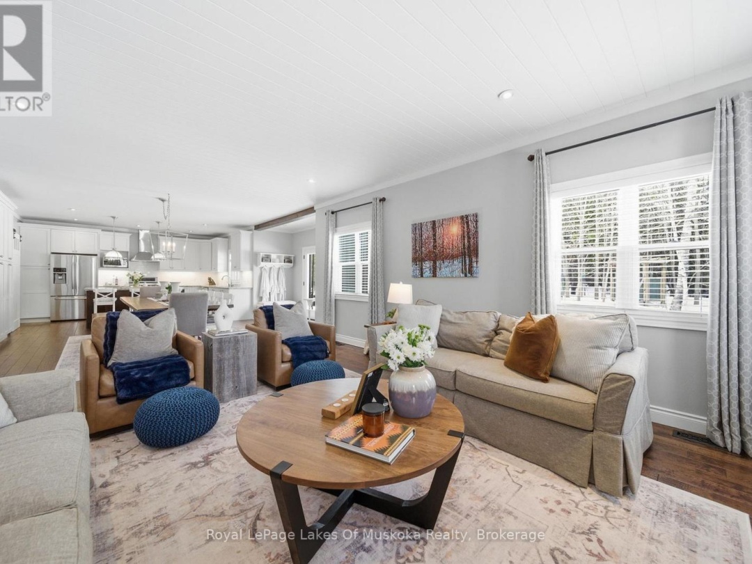 2029 ELANA DRIVE, Severn (Bass Lake)