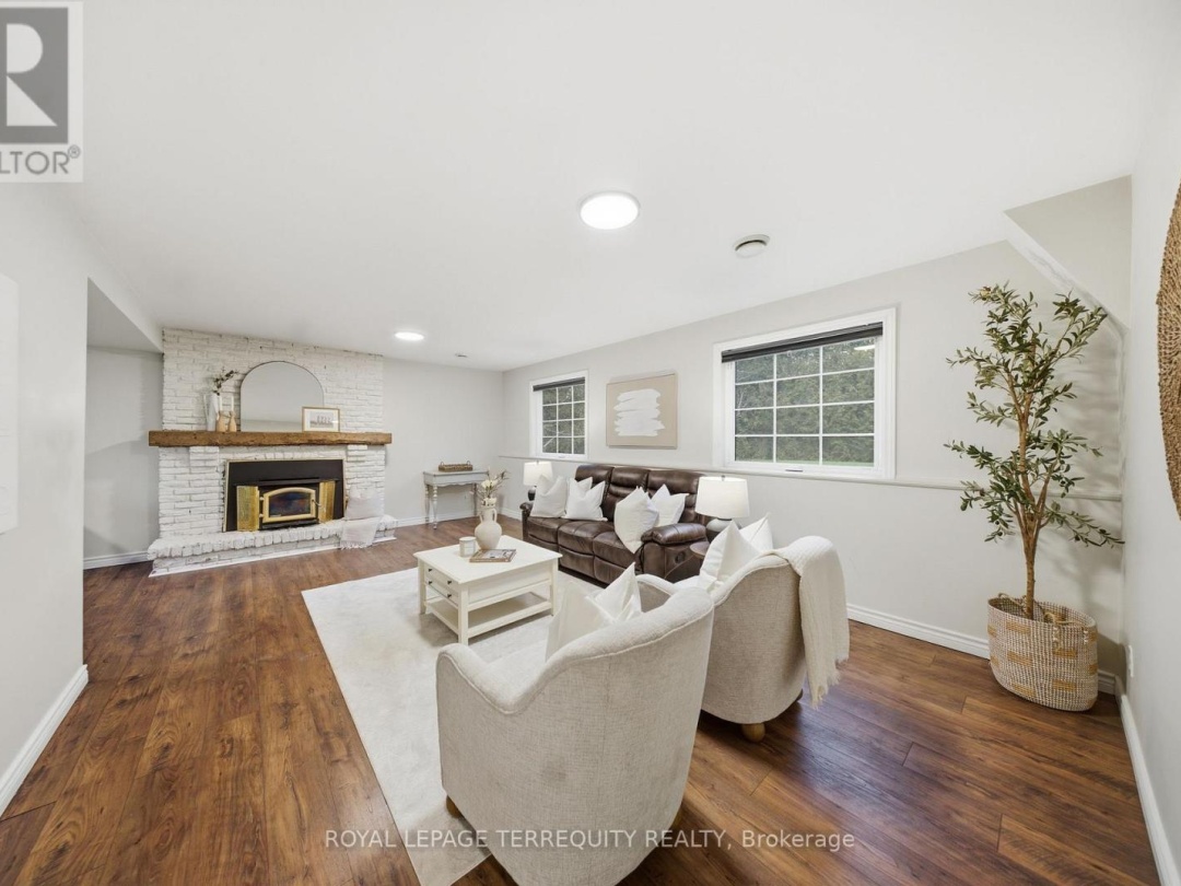 119 FARMSTEAD ROAD, Kawartha Lakes (Mariposa)